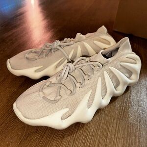 Yeezy 450 Cloud White 12